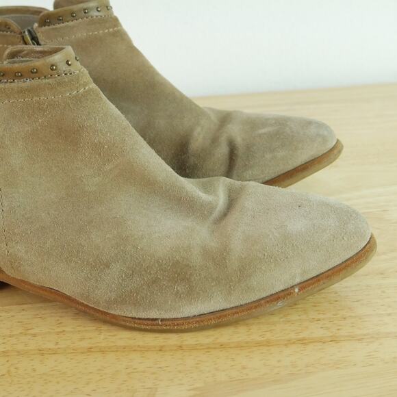 Italeau Miralda Suede Studded Ankle Bootie 37 1/2 US 7 Boho Western Italy Luxury - Picture 3 of 15